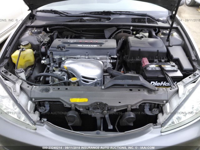 JTDBE32K020025865 - 2002 TOYOTA CAMRY LE/XLE/SE 灰色 照片 10