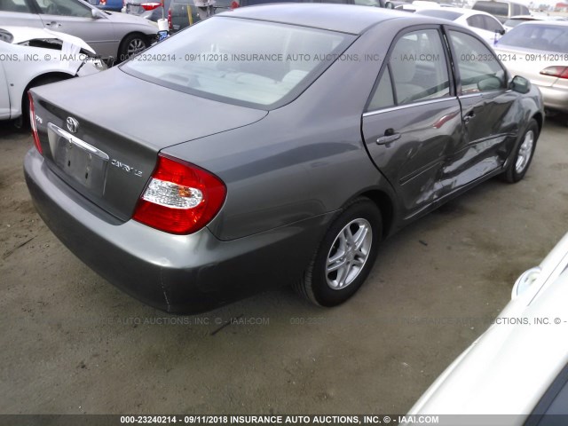 JTDBE32K020025865 - 2002 TOYOTA CAMRY LE/XLE/SE 灰色 照片 4