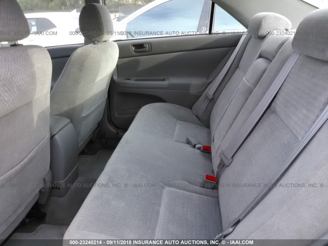 JTDBE32K020025865 - 2002 TOYOTA CAMRY LE/XLE/SE 灰色 照片 8