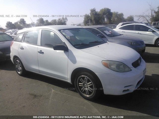 2T1KR32E34C281957 - 2004 TOYOTA COROLLA MATRIX XR WHITE photo 1