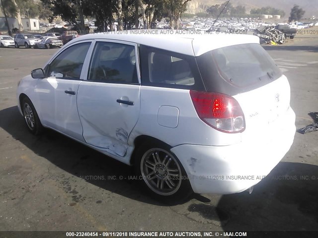 2T1KR32E34C281957 - 2004 TOYOTA COROLLA MATRIX XR WHITE photo 3