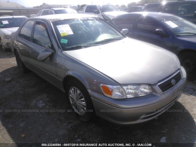 4T1BG22K11U109099 - 2001 TOYOTA CAMRY CE/LE/XLE 棕色 照片 1