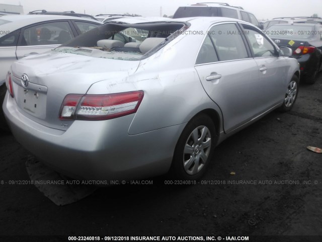 4T1BF3EK0BU596091 - 2011 TOYOTA CAMRY SE/LE/XLE ვერცხლისფერი ფოტო 4