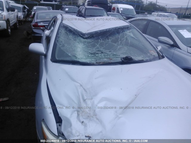 4T1BF3EK0BU596091 - 2011 TOYOTA CAMRY SE/LE/XLE ვერცხლისფერი ფოტო 6