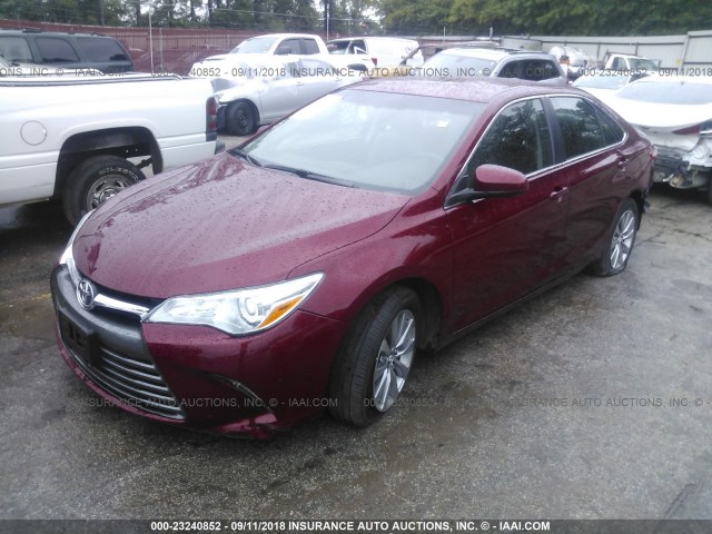 4T1BF1FKXHU735767 - 2017 TOYOTA CAMRY LE/XLE/SE/XSE 栗色 照片 2