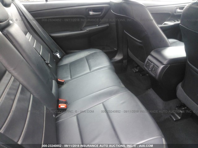 4T1BF1FKXHU735767 - 2017 TOYOTA CAMRY LE/XLE/SE/XSE 栗色 照片 8