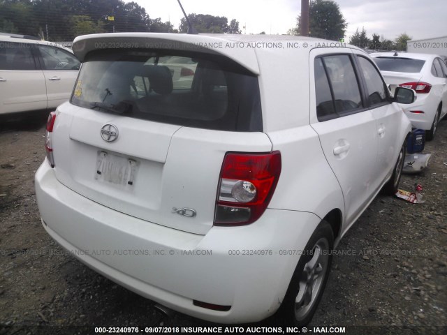 JTKKU10448J001074 - 2008 TOYOTA SCION XD WHITE photo 4