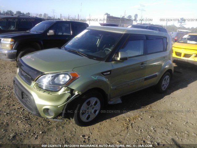 KNDJT2A57D7634971 - 2013 KIA SOUL GREEN photo 2