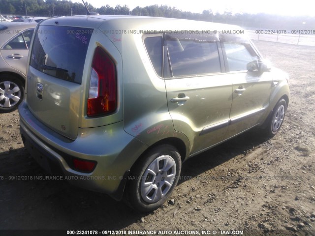 KNDJT2A57D7634971 - 2013 KIA SOUL GREEN photo 4