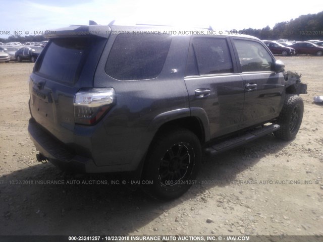 JTEZU5JR3H5162995 - 2017 TOYOTA 4RUNNER SR5/LIMITED/SR5 PREMIUM GRAY photo 4