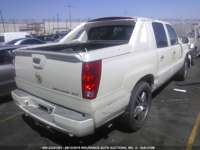 3GYEK63N83G127826 - 2003 CADILLAC ESCALADE EXT WHITE photo 4