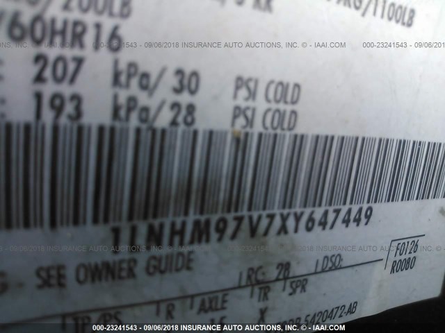 1LNHM97V7XY647449 - 1999 LINCOLN CONTINENTAL  Սև լուսանկար 9