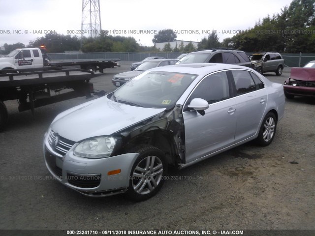 3VWEF81K97M179484 - 2007 VOLKSWAGEN JETTA WOLFSBURG 银色 照片 2