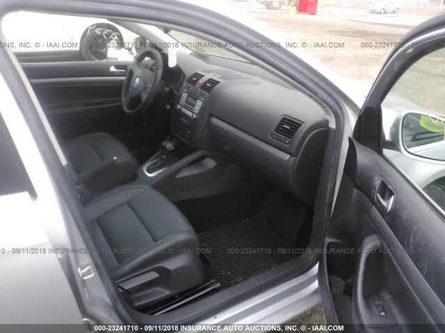 3VWEF81K97M179484 - 2007 VOLKSWAGEN JETTA WOLFSBURG 银色 照片 5