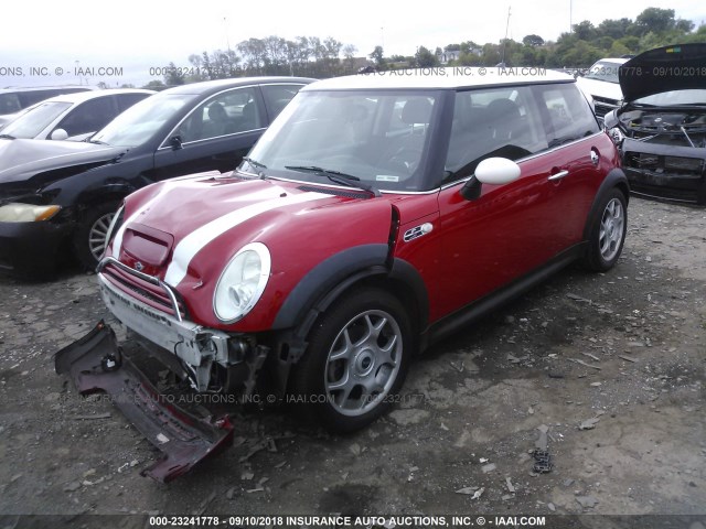 WMWRE33546TJ34905 - 2006 MINI COOPER S RED photo 2