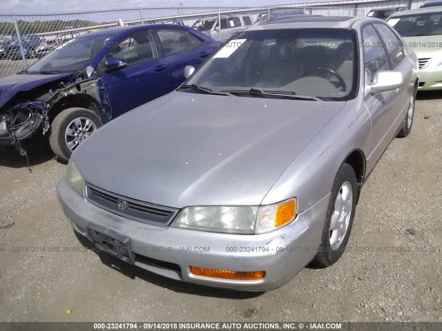 1HGCE6676TA006620 - 1996 HONDA ACCORD EX/EX-R SILVER photo 6