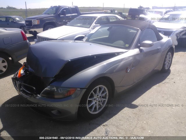 4USBT33413LS47234 - 2003 BMW Z4 2.5 SILVER photo 2