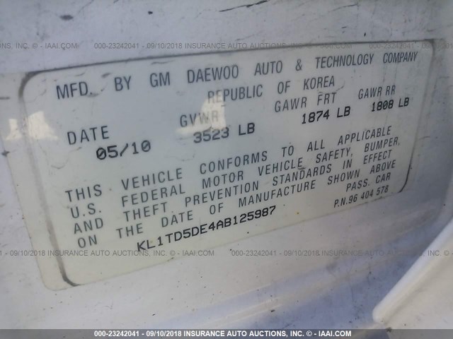 KL1TD5DE4AB125987 - 2010 CHEVROLET AVEO LS/LT 白色 照片 9