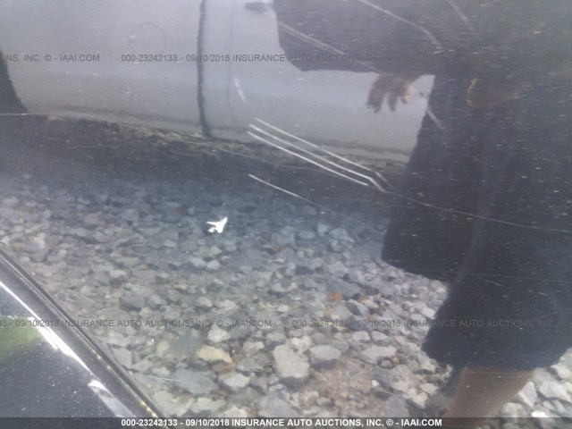 1J8HG48K58C111819 - 2008 JEEP COMMANDER SPORT შავი ფოტო 6