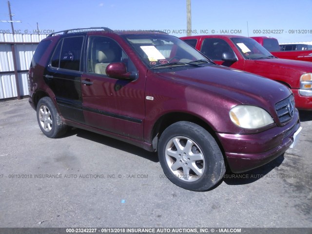 4JGAB72E1YA152371 - 2000 MERCEDES-BENZ ML 430 红色 照片 1