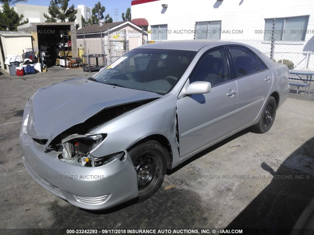 4T1BE32K56U126118 - 2006 TOYOTA CAMRY LE/XLE/SE Gümüş foto 2