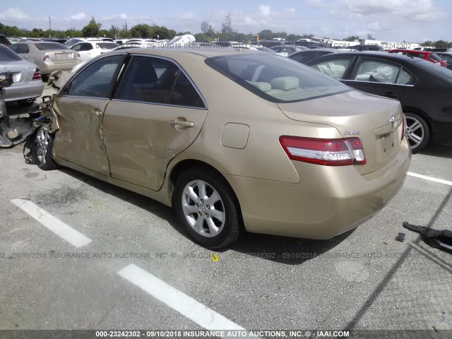 4T1BF3EK3BU671169 - 2011 TOYOTA CAMRY SE/LE/XLE ბეჟი ფოტო 3