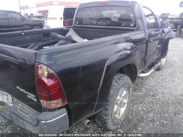 5TENX62N87Z385055 - 2007 TOYOTA TACOMA PRERUNNER BLACK photo 4