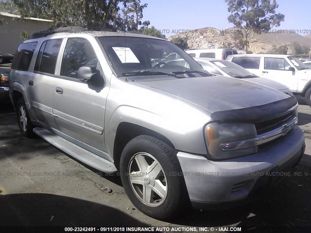 1GNES16S526109186 - 2002 CHEVROLET TRAILBLAZER EXT SILVER photo 1