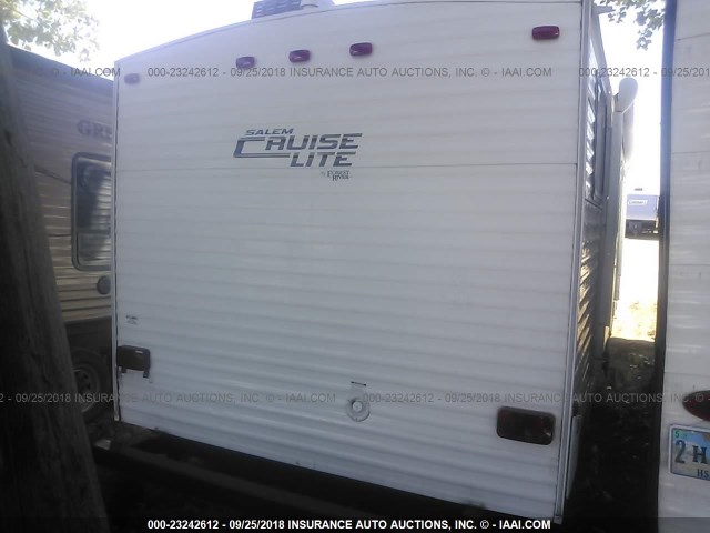 4X4TSMB24DR401222 - 2013 FOREST RIVER SALEM CRUISE LITE  WHITE photo 4