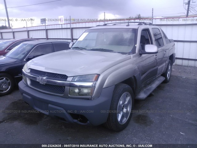 3GNEC13T52G315682 - 2002 CHEVROLET AVALANCHE C1500 GRAY photo 2