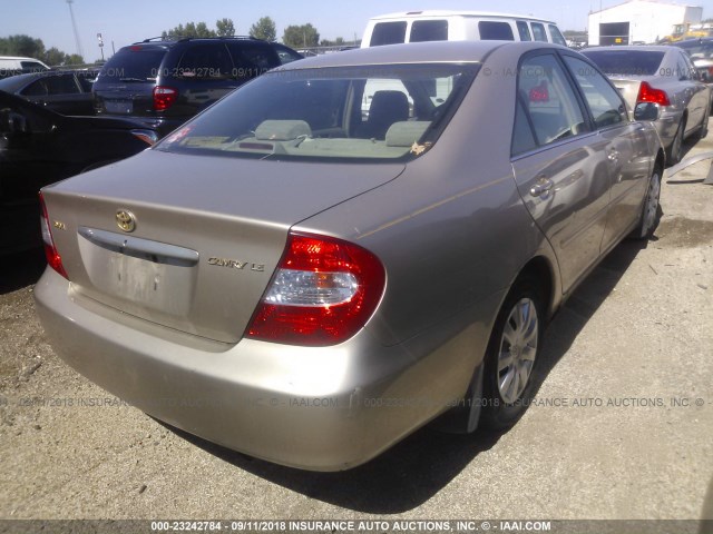 4T1BE32K12U520306 - 2002 TOYOTA CAMRY LE/XLE/SE Алтын фото 4