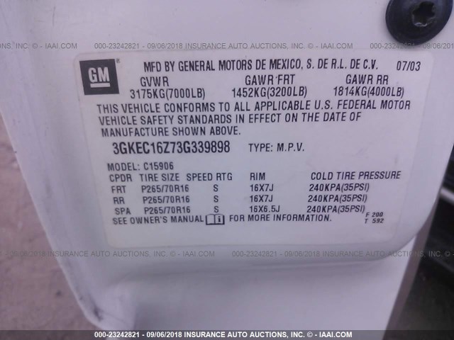 3GKEC16Z73G339898 - 2003 GMC YUKON XL C1500 WHITE photo 9