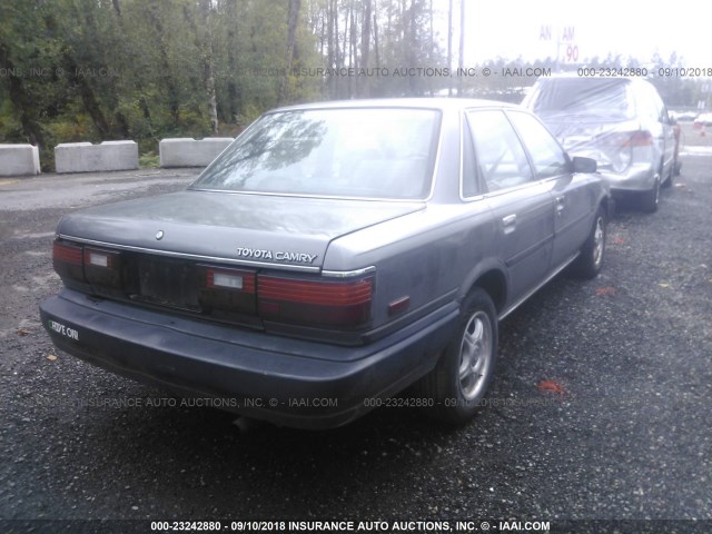 4T1SV24E8KU086225 - 1989 TOYOTA CAMRY GRAY photo 4