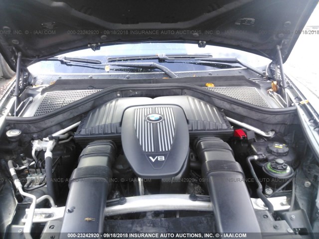 5UXFE8C52AL310814 - 2010 BMW X5 XDRIVE48I Czarny zdjęcie 10