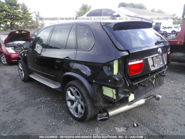 5UXFE8C52AL310814 - 2010 BMW X5 XDRIVE48I Czarny zdjęcie 3