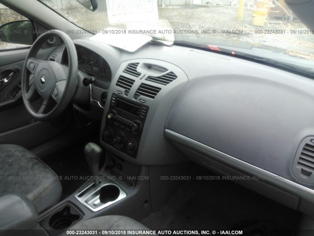 1G1ZT52875F292970 - 2005 CHEVROLET MALIBU LS BLUE photo 5