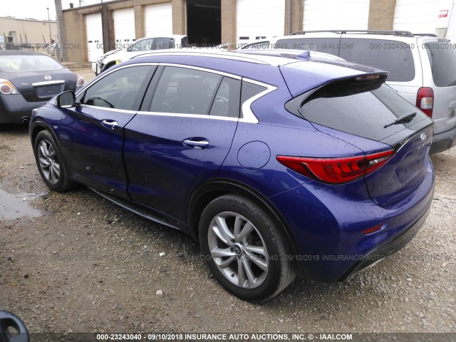 SJKCH5CP7HA025380 - 2017 INFINITI QX30 LUXURY/PREMIUM/SPORT BLUE photo 3