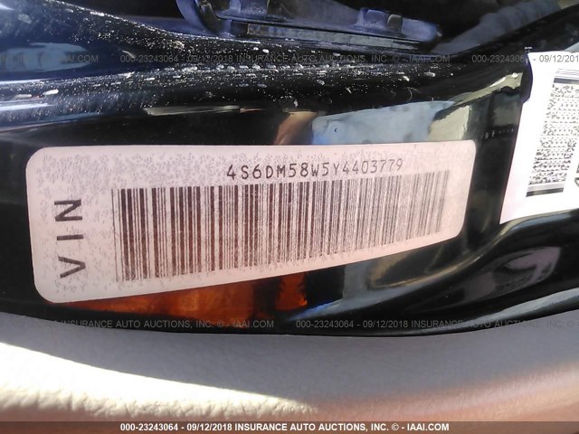 4S6DM58W5Y4403779 - 2000 HONDA PASSPORT EX/LX 黑色 照片 9