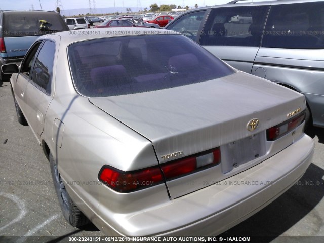 JT2BF22K4V0066357 - 1997 TOYOTA CAMRY LE/XLE 金色 照片 3