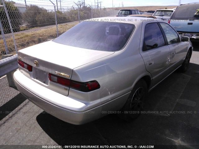 JT2BF22K4V0066357 - 1997 TOYOTA CAMRY LE/XLE 金色 照片 4