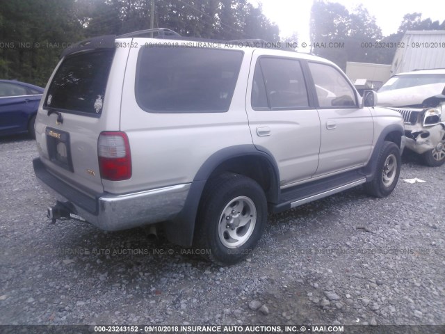 JT3GN86R8W0055751 - 1998 TOYOTA 4RUNNER SR5 SILVER photo 4