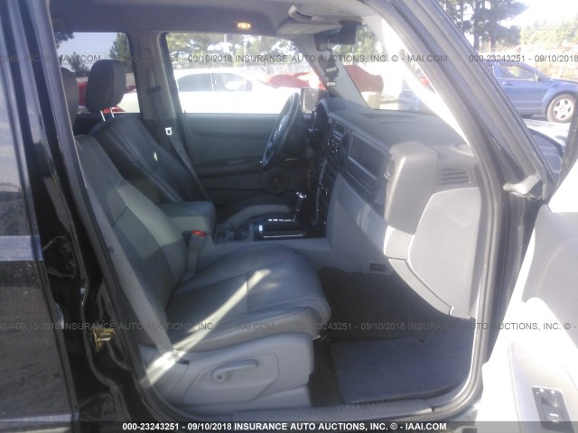 1J8HG48K67C651081 - 2007 JEEP COMMANDER 黑色 照片 5