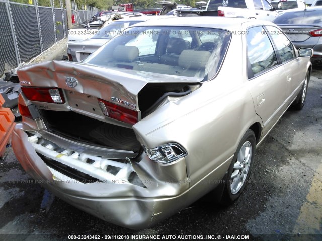 4T1BF28K31U969998 - 2001 TOYOTA CAMRY LE/XLE GOLD photo 4