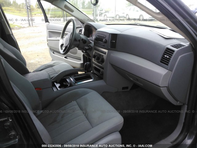 1J4GR48K05C514576 - 2005 JEEP GRAND CHEROKEE LAREDO/COLUMBIA/FREEDOM 黑色 照片 5