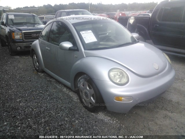 3VWDC21C41M425259 - 2001 VOLKSWAGEN NEW BEETLE GLX 灰色 照片 1