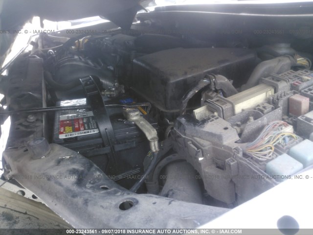 JTKJF5C74B3007830 - 2011 TOYOTA SCION TC 白色 照片 10