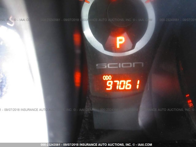 JTKJF5C74B3007830 - 2011 TOYOTA SCION TC 白色 照片 7