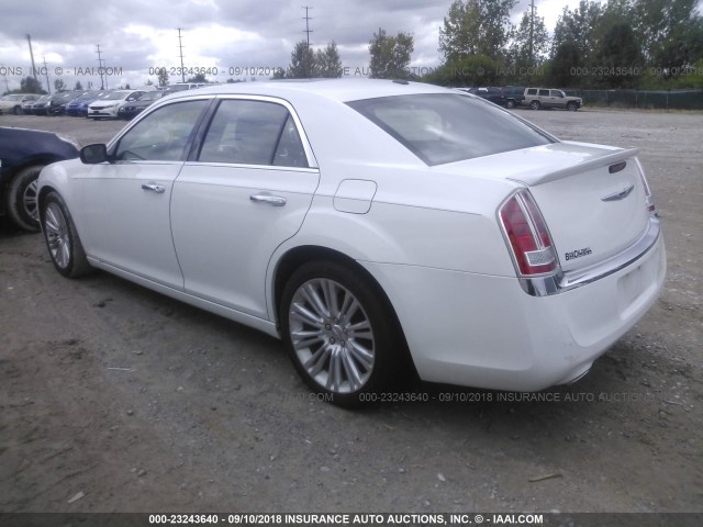 2C3CCAEG0EH144266 - 2014 CHRYSLER 300C WHITE photo 3