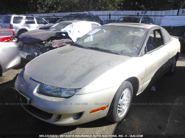 1G8ZR1278YZ113273 - 2000 SATURN SC2 BEIGE photo 2
