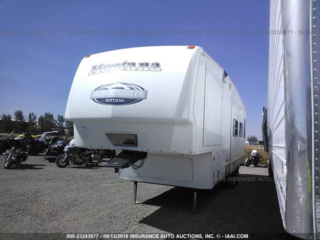 4YDF285248M731304 - 2008 KEYSTONE MONTANA WHITE photo 2
